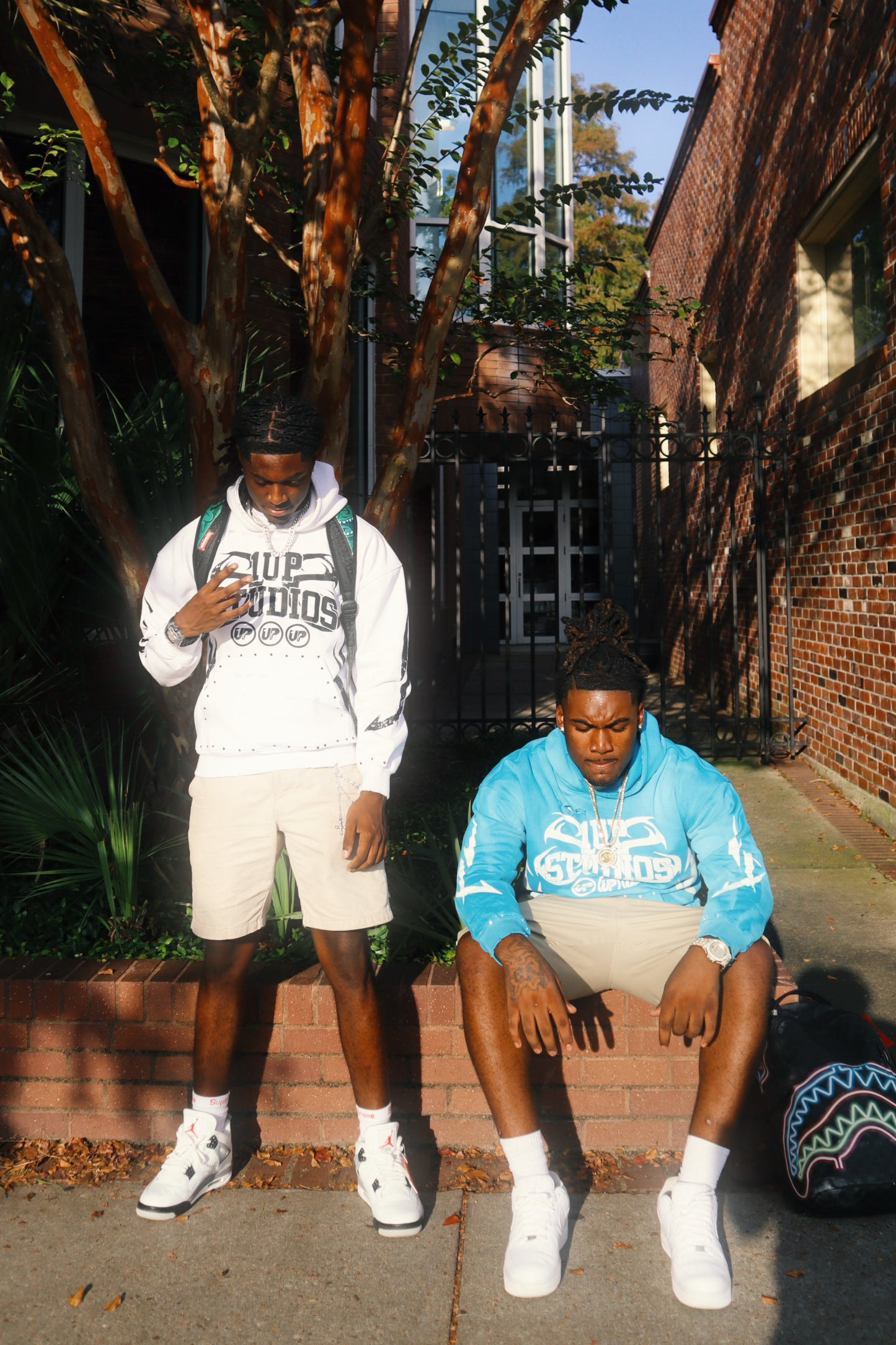 WHITE 1UP HOODIE