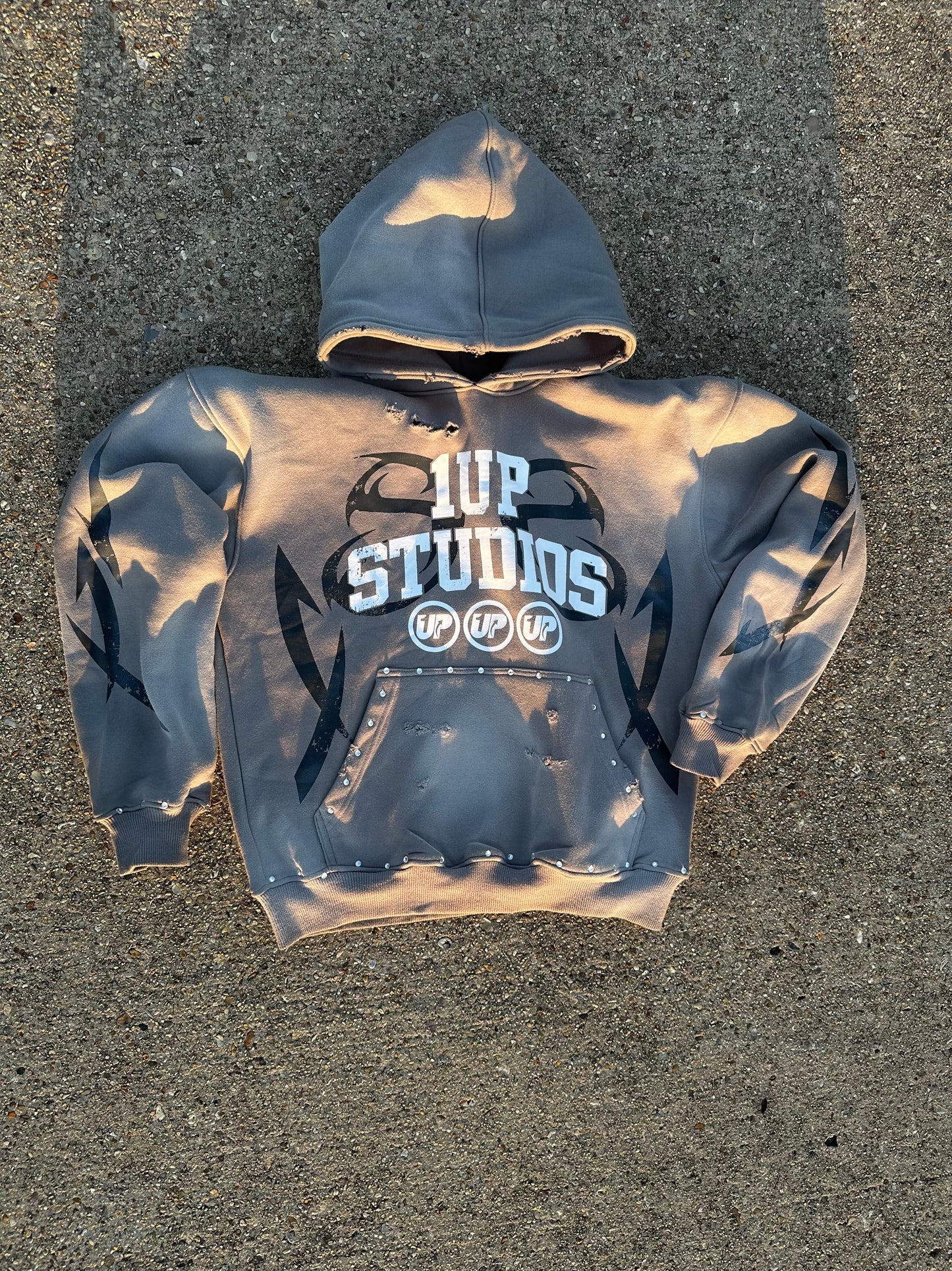 GREY 1UP HOODIE