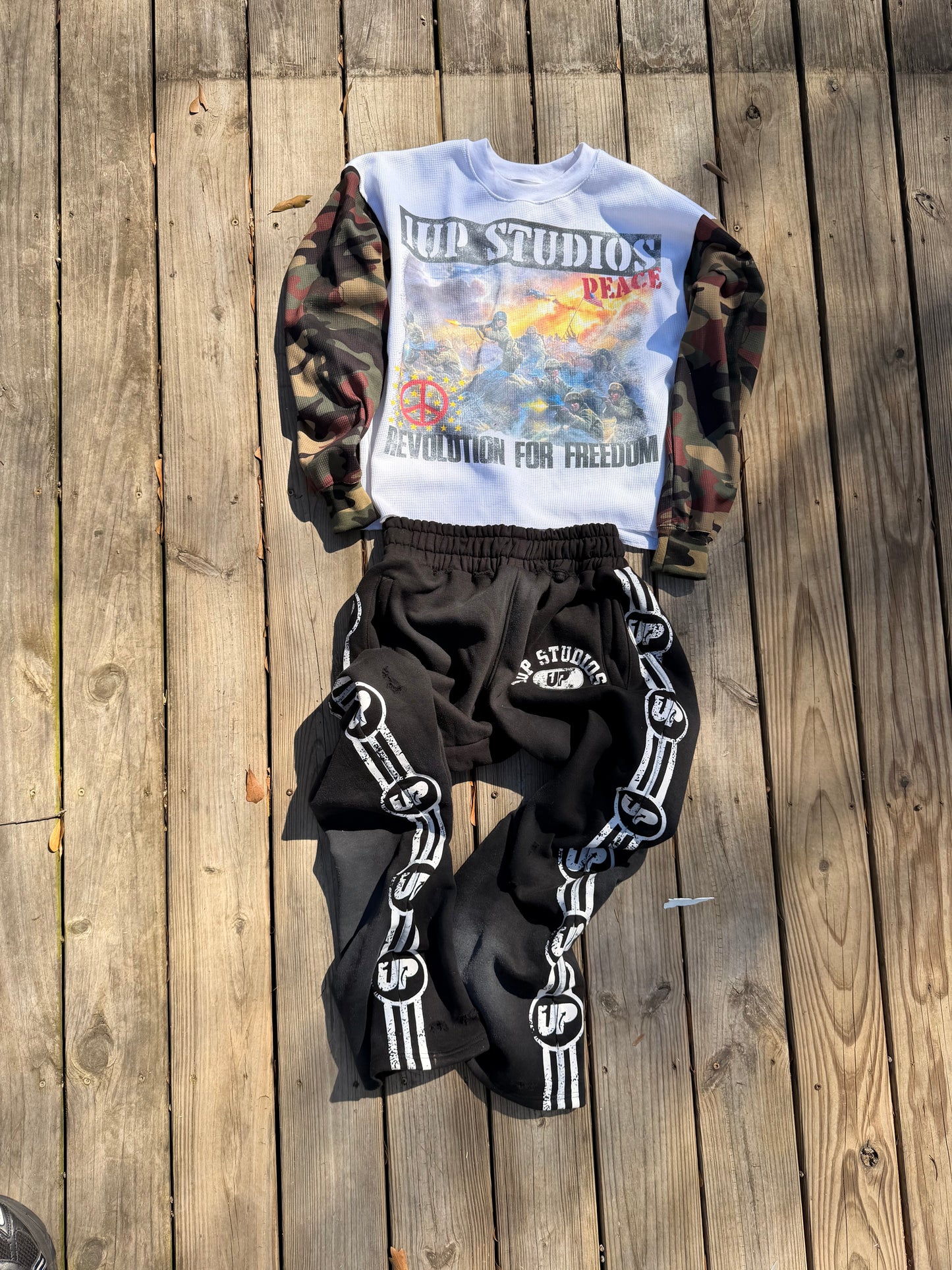 NEW ARRIVAL "PEACE' THERMAL