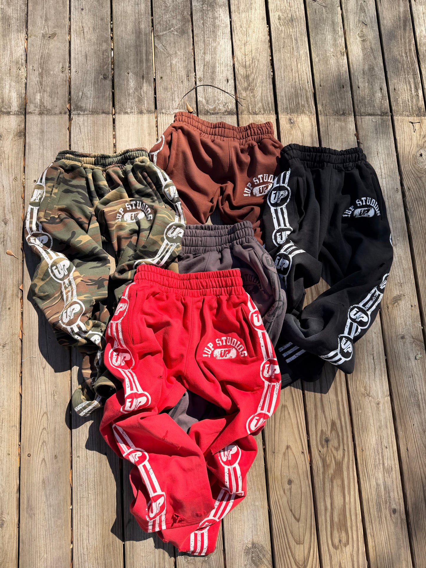 NEW ARRIVAL "DIFFERENCE" SET!